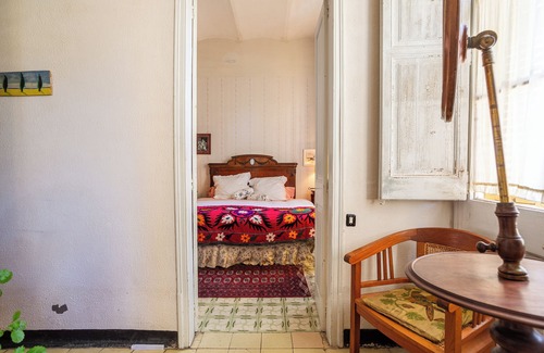 Sant Hilari Sacalm Apartment | 'Tía Angelina' Neo-Renaissance Apartment