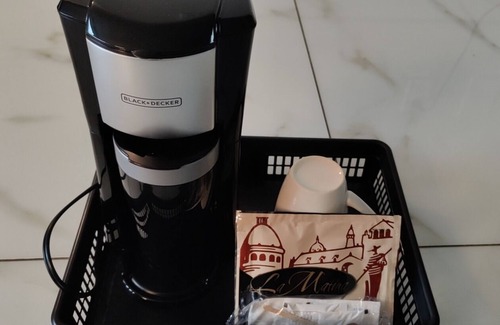 West Vancouver House | T Bright & Cozy Queen & Sofa Beds Room Ensuite