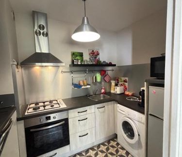 Blatin Apartment | T1 en rez de chaussée avec parking privé