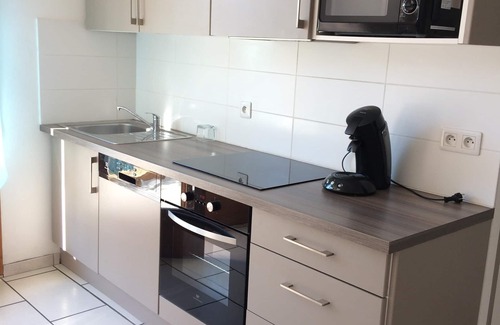 Gruissan Apartment | t2 + air conditioned cabin with garden 4 pers, gruissan village