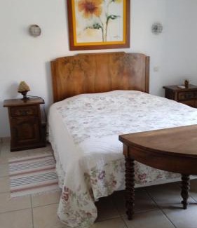 Neoules House | T2 au calme avec piscine