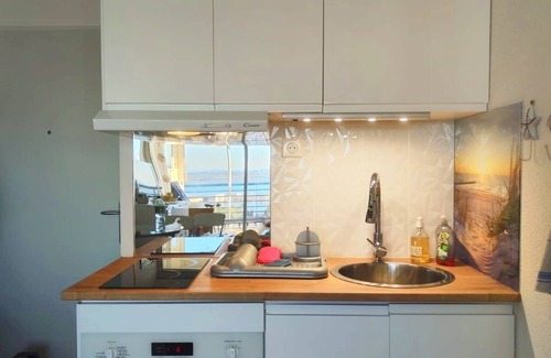 Sete Apartment | T2 Avec Piscine, Parking, Wifi, Netflix, Clim, Terrasse Vue Extra !