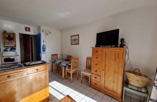 Quartier du Casino Apartment | T2/Bis Châtelaillon-Plage: Piscine, Tennis, Plage et Casino à Proximité - FR-1-706-23