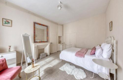La Queue-les-Yvelines Apartment | T2 calme avec Parking privé - 20 min Versailles - Paris à la campagne