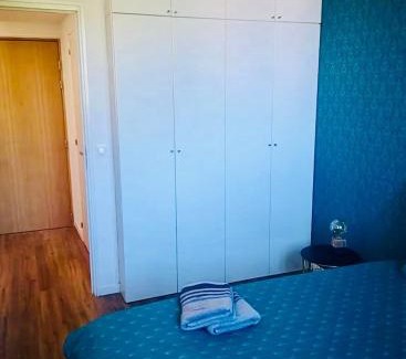 La Roche-sur-Foron Apartment | T2 Cozy au Centre 4 Personnes RochExpo Train Express Annecy Genève Evian