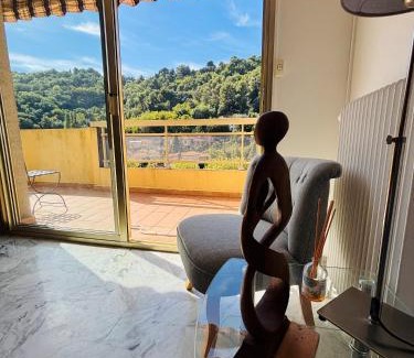 Menton Apartment | T2 Menton - Garage - Proche centre ville & mer