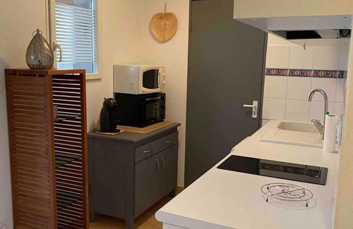 Serignan Apartment | T2 Piscine Terrasse Parking