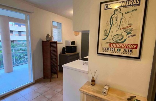 Serignan Apartment | T2 Piscine Terrasse Parking