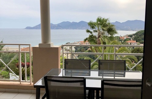 La Croix des Gardes Apartment | T2 superb apart with sea view at Cannes