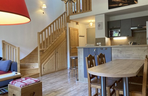 Laveissiere Apartment | T2 with mountain views and wifi in Altura