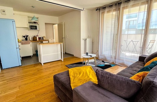 Rungis Apartment | T3 -4 km Aéroport Orly-proche T7