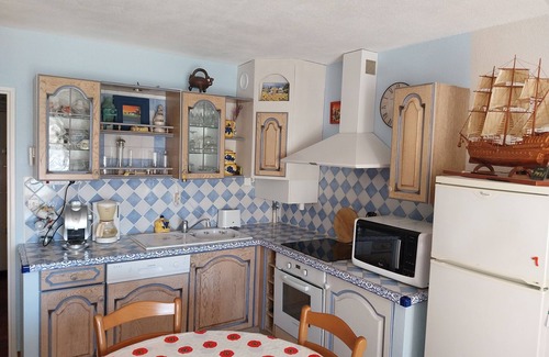 Port Rive Gauche Apartment | T3 air-conditioned wifi 45m² port view GRUISSAN 4 pers, restaurant and beach on foot