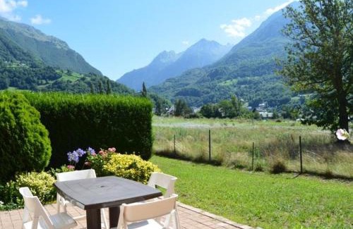 Esquieze-Sere Apartment | T3 lumineux avec jardin, 6 pers., Wi-Fi, parking, animaux admis - FR-1-402-1