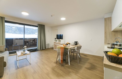 Piau Engaly Condo | T5 au pied des pistes | Vue imprenable | Piscine