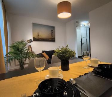 Zdunska Wola Apartment | Tabago Studio 25 Zduńska Wola, Srebrna