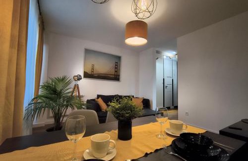Zdunska Wola Apartment | Tabago Studio 25 Zduńska Wola, Srebrna