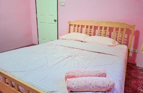 Ko Sichang House | Tai Note's Room