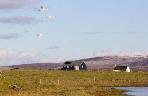 Baleshare House | Taigh Gorm