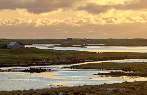 Baleshare House | Taigh Gorm