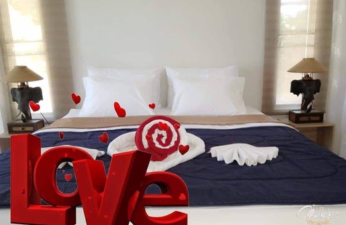 Khuekkhak Hotel | Takorn Garden Home