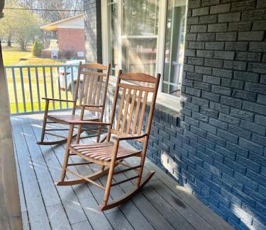 Harrisburg House | Talladega Nights to nearby Nascar ZMax CLT