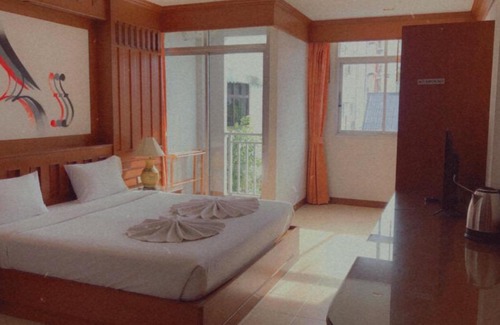 Nanai Road Hotel | Talya Patong Hotel