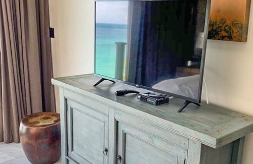 Fryes Beach Villa | Tamarind Hills Barracuda 8, Stunning Luxury Ocean Front 4 bedroom Villa a short walk to beach