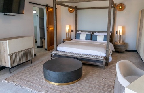 Fryes Beach House | Tamarind Hills Sunset Vistas - 2 Bedroom Ocean View Suite