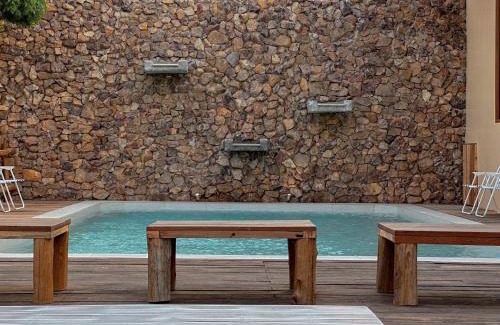 Koh Lan Villa | Tamarind Pool Villa Kohlarn