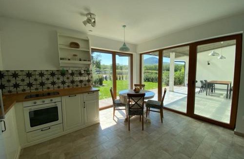 Kaptalantoti House | Tanúhegyek Káptalantóti