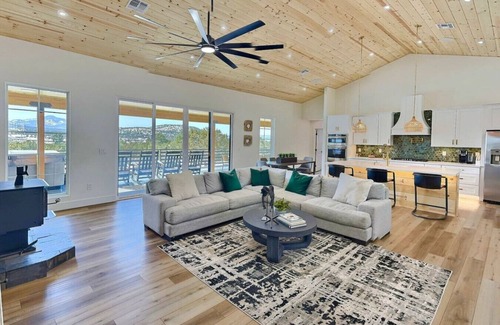 Williams House | Tangerine Sky Ranch Cabin