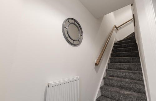 Freckleton House | Tannery Place - 3 Bedrooms Parking Wi-Fi Garden