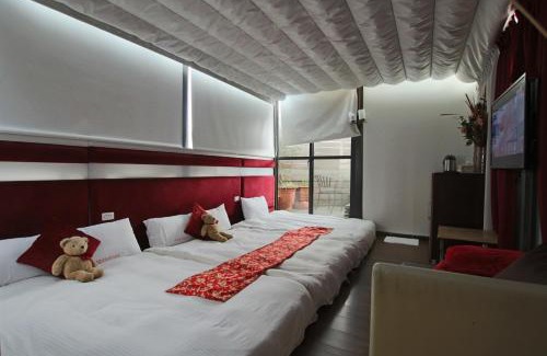 Yuchi Hotel | Tanxiang Resort Hotel Sun Moon Lake Harbour - Sun Moon Lake Pier