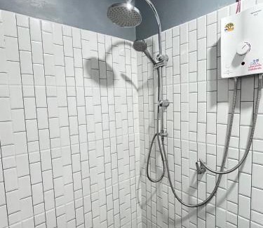 Haad Rin House | Tanyaporn House