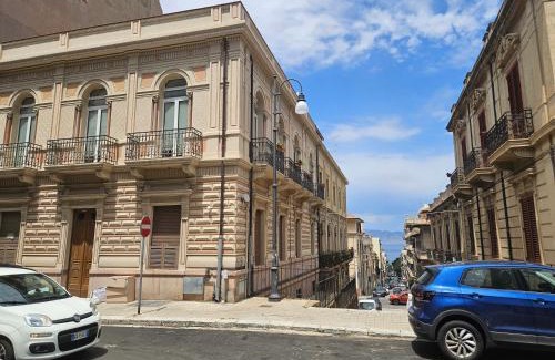 Reggio Calabria Apartment | TAPiS