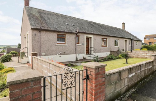 Annan House | Tarnacrye