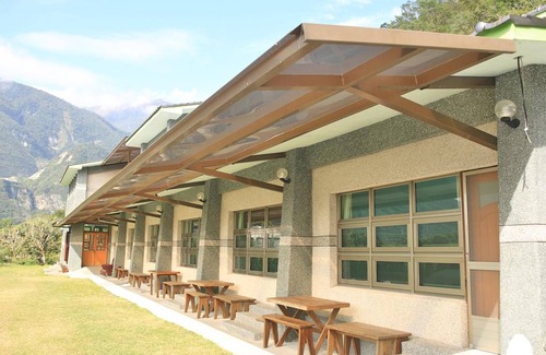 Xiulin Bed & Breakfast | Taroko Mountain Dream Homestay B&B