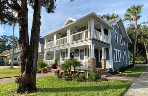 Tarpon Springs House | Tarpon House - Center Street