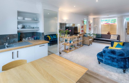 Arundel House | Tarrant St Cottage Arundel