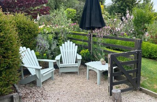 Tasman House | Tasman Village Cottage