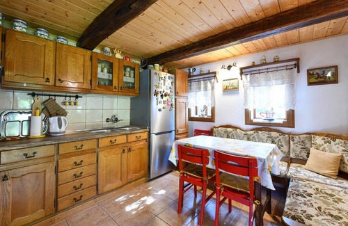 Gornja Stubica House | Tasteful property with many amenities and beautiful panoramic views of the countryside.