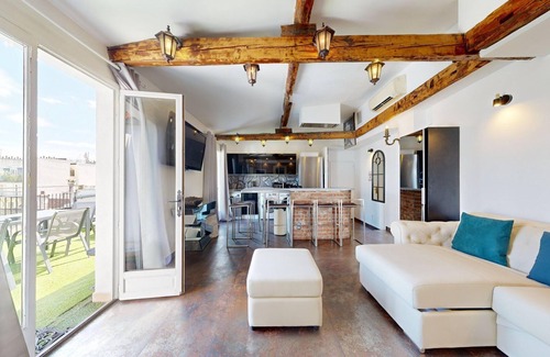 Saint-Merri Apartment | TBS 201 - Fabulous apartment with terrace