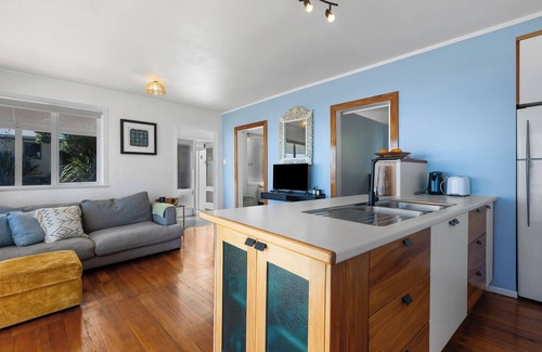 Ahipara House | Te Hu - Ahipara Beachfront Bach