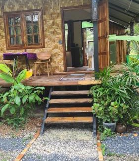 Krabi Hotel | Tee Bungalow in the jungle