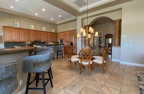 Rancho Mirage Villa | Tee Time | 2BR + Den with Private Pool, Spa & Stunning Views – a Greenday property!