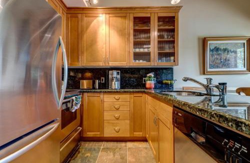 Whistler Village House | Telemark 23