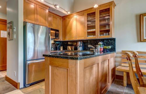 Whistler Village House | Telemark 23