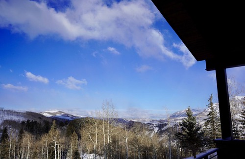 Timber Ridge House | Telluride Views Estate - 1.4 miles to skiing