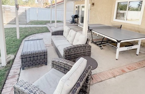 Wolf Creek House | Temecula Gem! Huge Pool Home 2 min from Pechanga