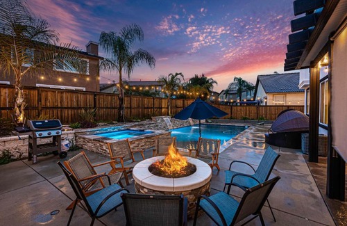 Temecula House | Temecula Wine Country Oasis Experience/Pool/Game room